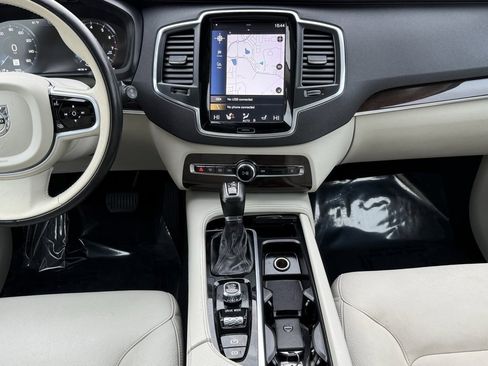 Used 2019 Volvo XC90 T6 Momentum w/ Advanced Package image 33