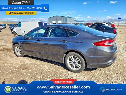 Used 2018 Ford Fusion SE image 3