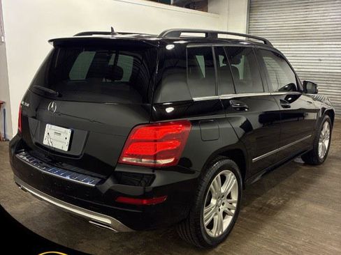 Used 2015 Mercedes-Benz GLK 350 RWD 4dr GLK 350 image 4