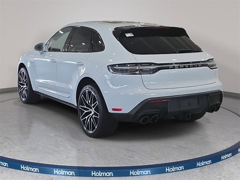 Used 2022 Porsche Macan image 8