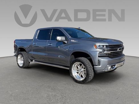 Used 2020 Chevrolet Silverado 1500 High Country w/ Technology Package image 1