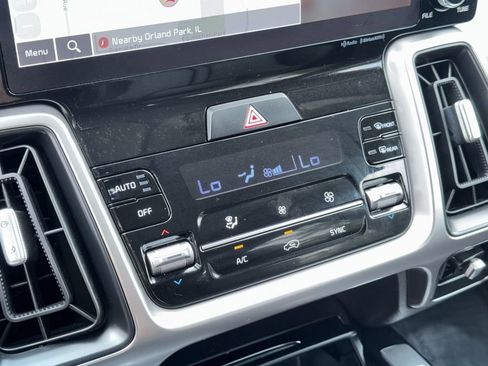 Used 2023 Kia Sorento X-Line EX AWD/4WD image 17
