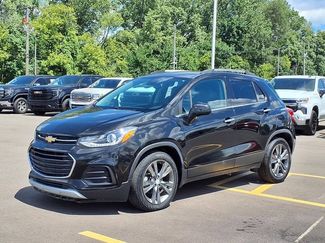 Used 2020 Chevrolet Trax LT w/ Driver Confidence Package FWD video 1