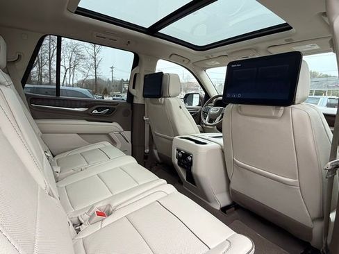 Used 2023 GMC Yukon Denali w/ Max Trailering Package image 19