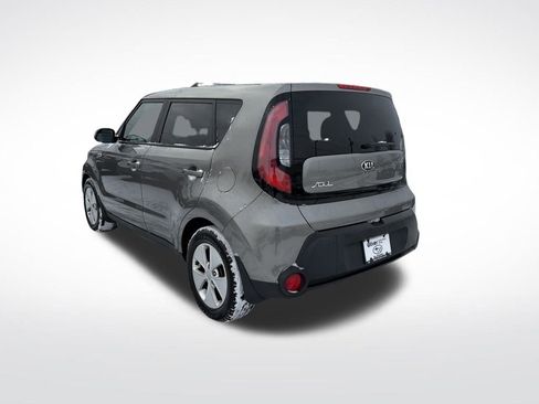 Used 2015 Kia Soul image 9