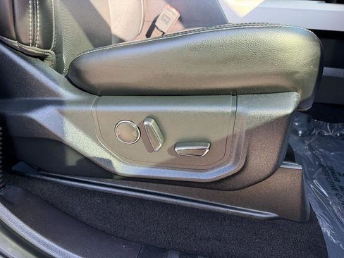 Used 2019 Ford F350 Lariat w/ Lariat Ultimate Package image 52