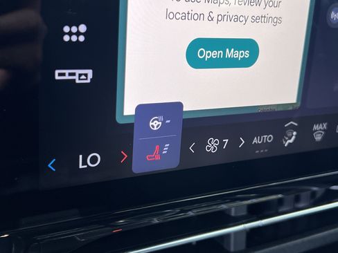 New 2025 Lincoln Nautilus Premier w/ Jet Appearance Package image 25