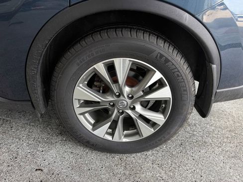 Used 2017 Nissan Murano SV image 26