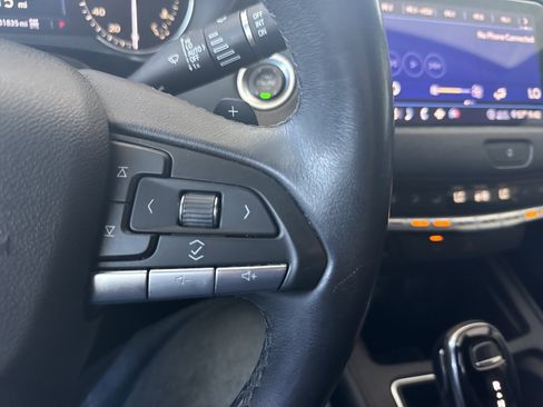 Used 2020 Cadillac XT4 Premium Luxury AWD/4WD image 27
