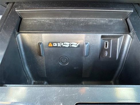 Used 2024 GMC Hummer EV 2X image 22