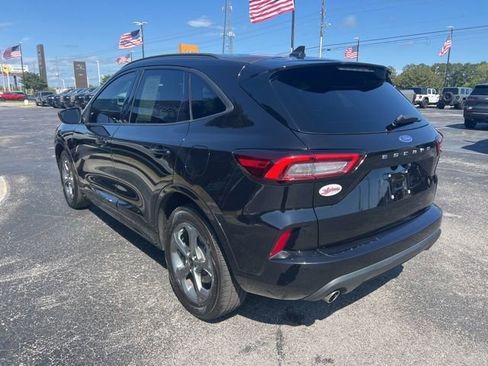 Used 2023 Ford Escape ST-Line FWD image 21