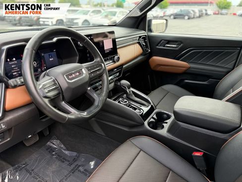 Used 2024 GMC Canyon AT4 w/ AT4 Premium Package AWD/4WD image 29