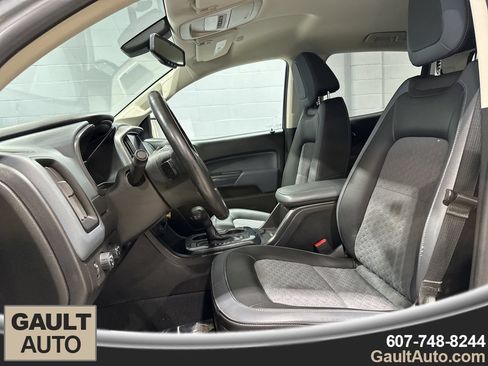 Used 2021 Chevrolet Colorado Z71 AWD/4WD image 13