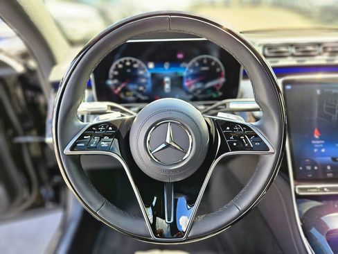 Certified 2023 Mercedes-Benz S 580 4MATIC Sedan image 25