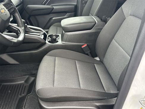 Used 2025 Chevrolet Colorado W/T w/ WT Convenience Package II image 11