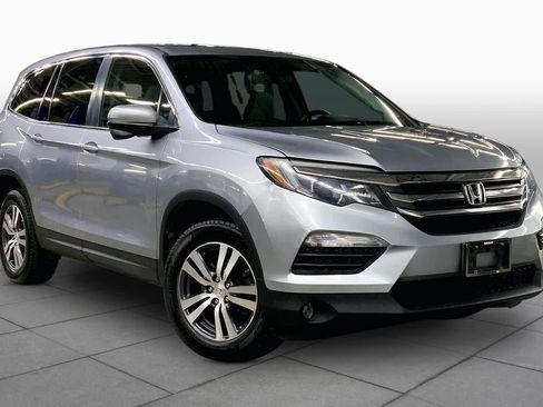 Used 2017 Honda Pilot EX-L image 3