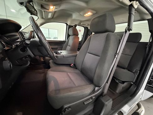 Used 2012 Chevrolet Silverado 2500 LT w/ Snow Plow Prep Package AWD/4WD image 23