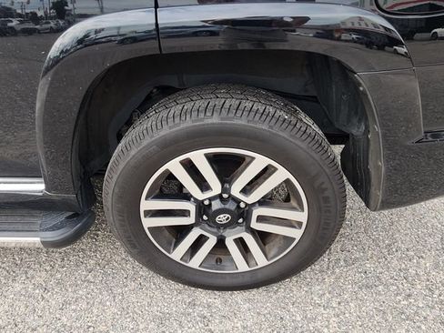 Used 2023 Toyota 4Runner Limited AWD/4WD image 9