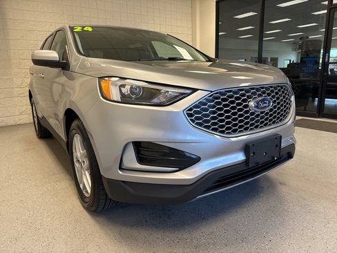 Used 2024 Ford Edge SEL AWD/4WD image 32