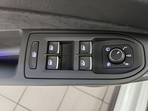 New 2025 Volkswagen GTI SE image 10