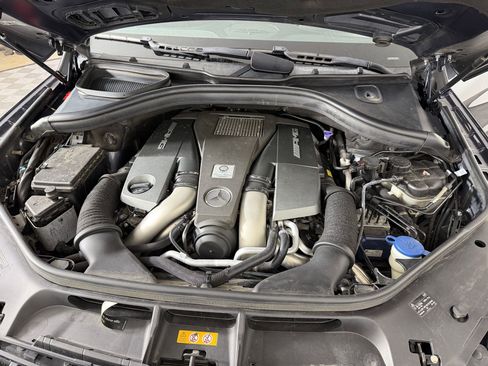 Used 2016 Mercedes-Benz GLE 63 AMG 4MATIC image 33