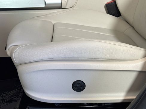 Used 2026 Mercedes-Benz GLB 250 4MATIC image 18