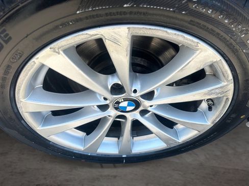 Used 2018 BMW 320i xDrive Sedan AWD/4WD image 16