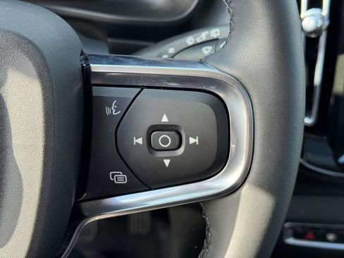 Certified 2026 Volvo XC40 B5 Plus w/ Protection Package Premier image 20