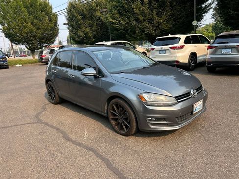 Used 2015 Volkswagen Golf SE FWD image 2