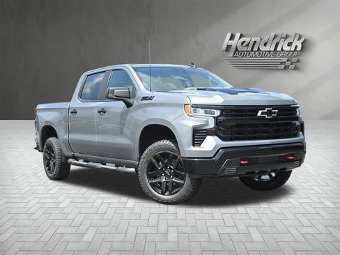 Used 2023 Chevrolet Silverado 1500 LT Trail Boss w/ Protection Package AWD/4WD image 2