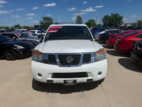 Used 2015 Nissan Armada SL w/ Moonroof Package AWD/4WD image 2