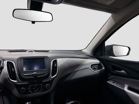 Used 2018 Chevrolet Equinox LS FWD image 20