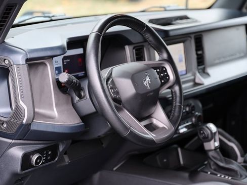 Used 2023 Ford Bronco Outer Banks image 7