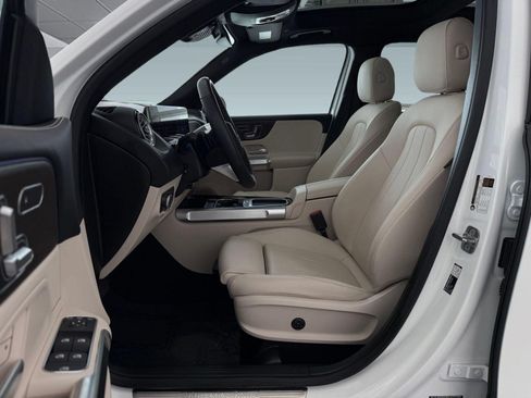 Certified 2026 Mercedes-Benz GLB 250 image 5