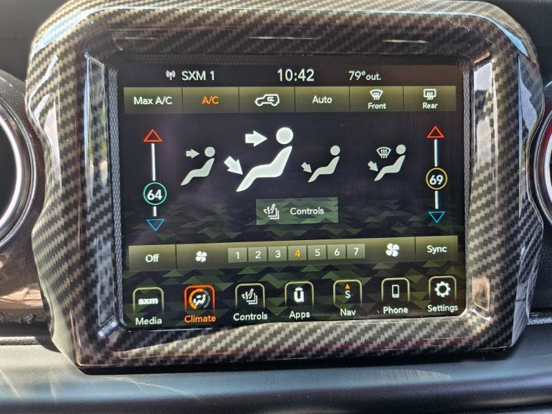 Used 2022 Jeep Wrangler Unlimited Rubicon AWD/4WD image 50