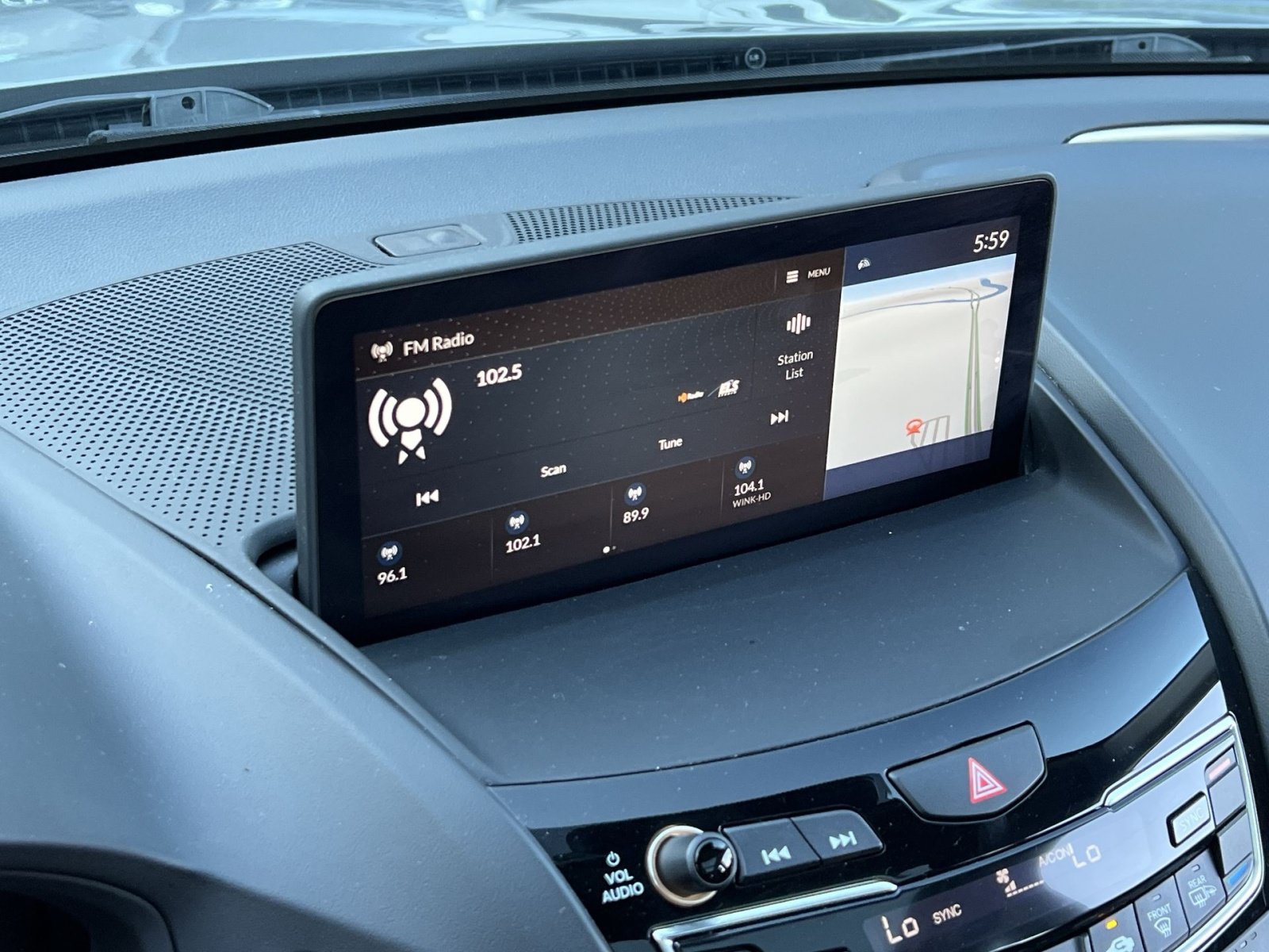 Used 2023 Acura RDX w/ Technology Package AWD/4WD image 23