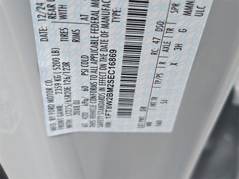 Used 2025 Ford F250 Lariat w/ Chrome Package image 12