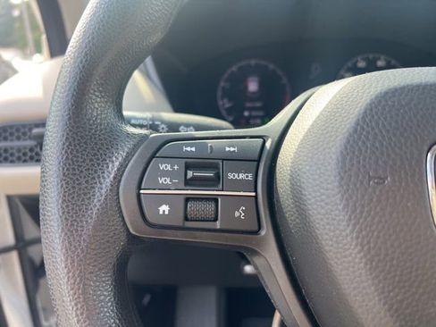Certified 2023 Honda HR-V LX image 20
