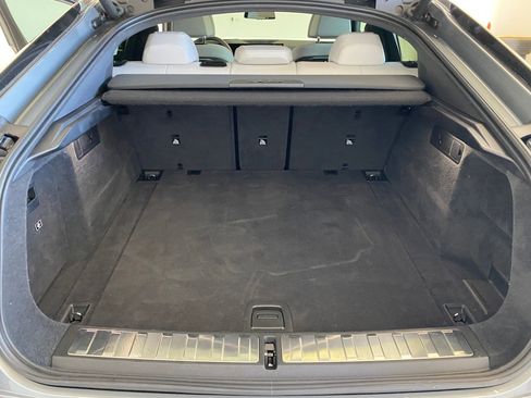 Certified 2025 BMW X6 M60i w/ Dynamic Handling Package image 31