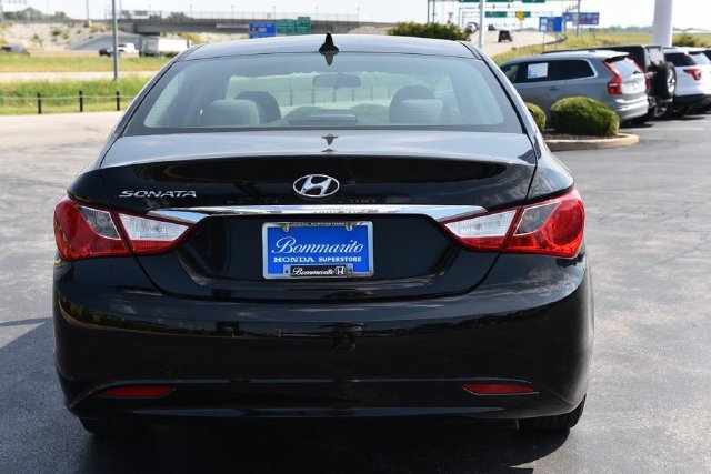Used 2011 Hyundai Sonata GLS FWD image 6