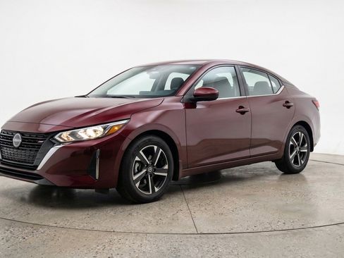 Used 2025 Nissan Sentra SV FWD image 3