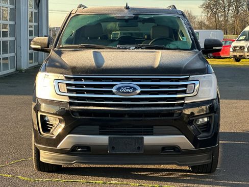Used 2020 Ford Expedition XLT w/ Equipment Group 202A image 9