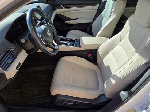 Used 2021 Honda Accord EX-L image 6