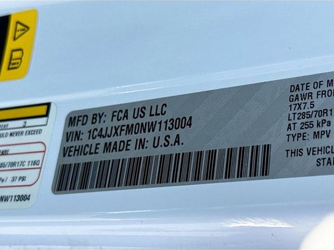 Used 2022 Jeep Wrangler Unlimited Rubicon w/ Steel Bumper Group AWD/4WD image 35