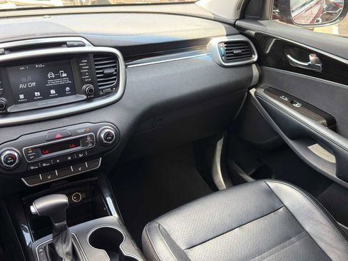 Used 2019 Kia Sorento EX FWD image 27