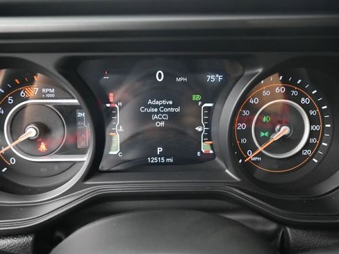 Used 2024 Jeep Wrangler Unlimited Rubicon image 7