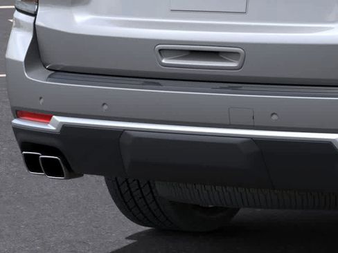 New 2025 Chevrolet Suburban High Country image 13