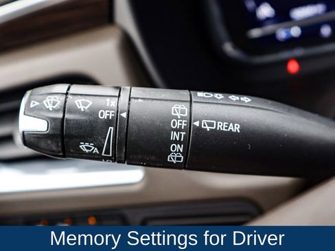 Used 2022 Chevrolet Tahoe LT w/ LT Signature Plus Package image 28