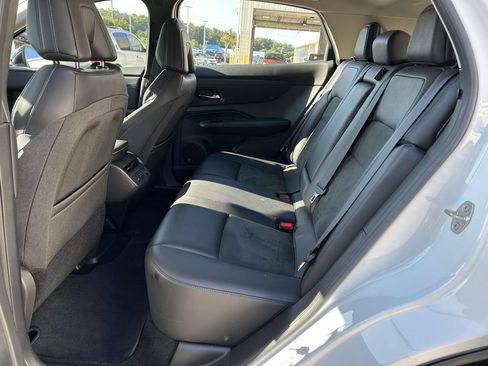 Used 2023 Nissan Ariya FWD image 10