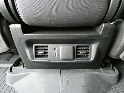 Certified 2024 Chevrolet Silverado 1500 LT w/ Z71 Off-Road Package AWD/4WD image 21